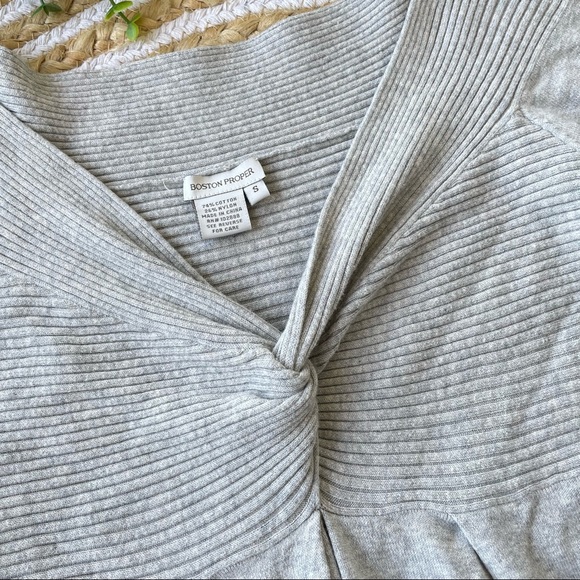 Boston Proper Womens V Neck 3/4 Sleeve Pullover Top Blouse Size Small - Picture 2 of 5